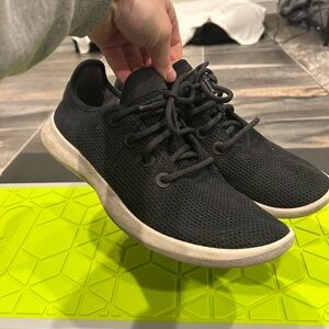 Allbirds Men’s Sneakers Size 10 – Black – Good Condition